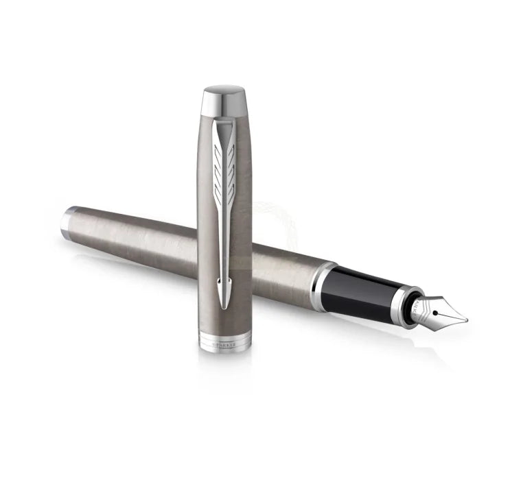 Parker Sonnet Stainless Steel CT Fountain Pen in original Parker box (Personalizzazione)